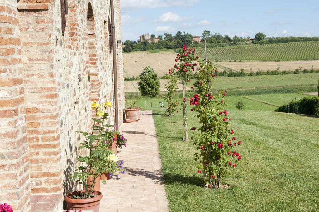 Готель Agriturismo La Corte Dei Sogni Торріта-ді-Сьєна Екстер'єр фото